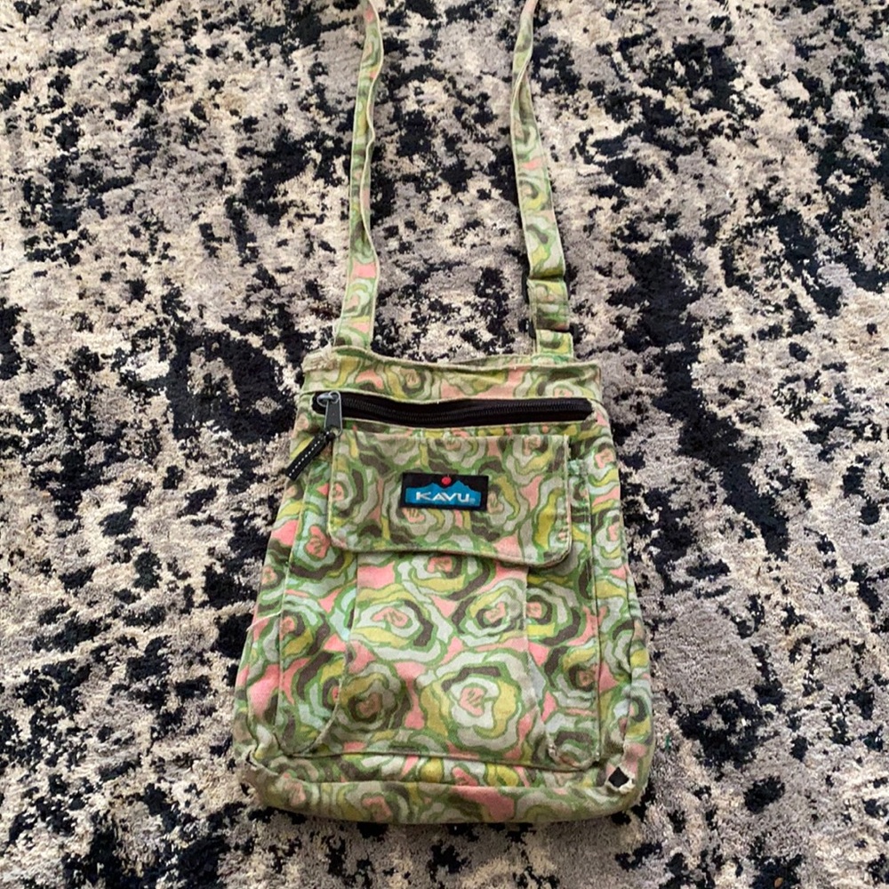 Kavu green floral crossbody purse see pics
